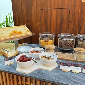 Hotel Duo Lisbon, Curio Collection By Hilton, Lisbona