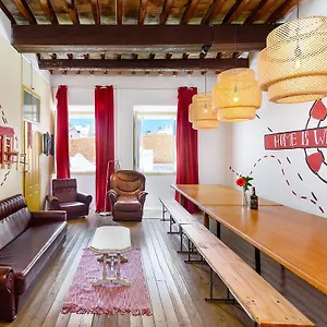 https://suntrap-hostel.hotelaalgarve.com